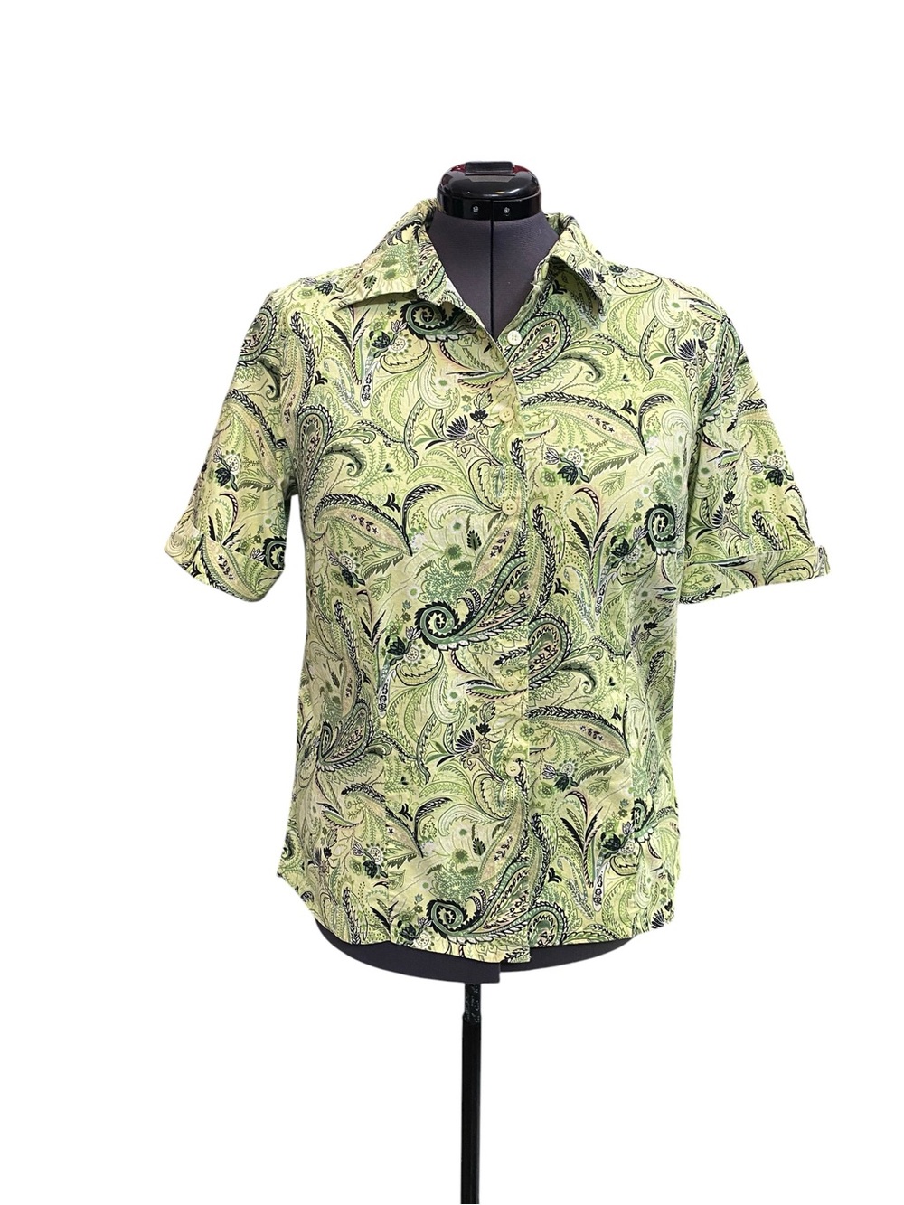DELTA BURKE VINTAGE  Plus size 18 Green tones paisley swirl short sleeve shirt